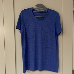 lululemon breeze tee shirt blue